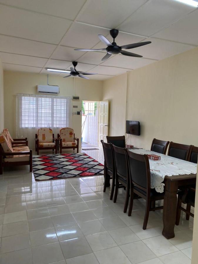 Homestay Sri Jasmine Kajang Exteriér fotografie